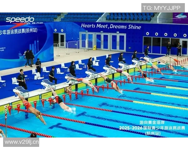 蝶泳技巧提升与体能训练相结合的全面训练方法与实践建议